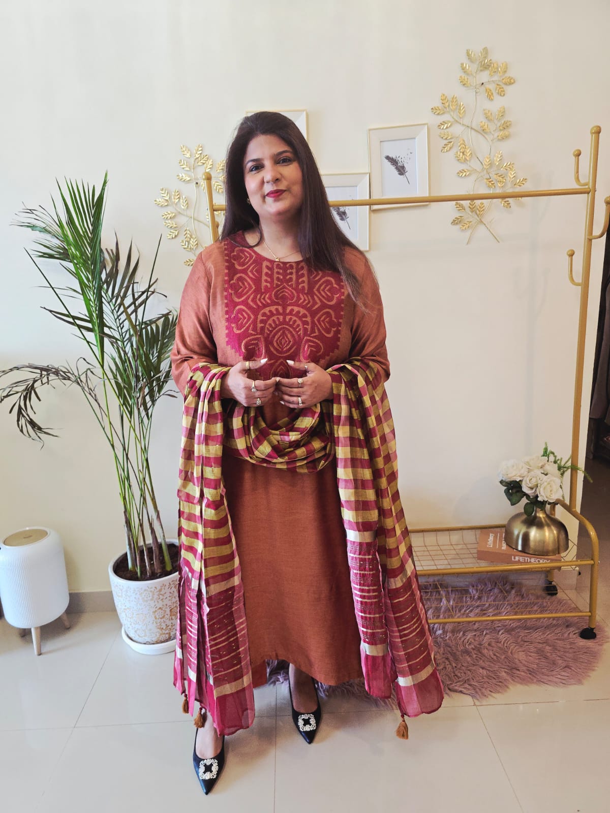 Title: Rust Brown Embroidered Kurta Set with Checked Dupatta