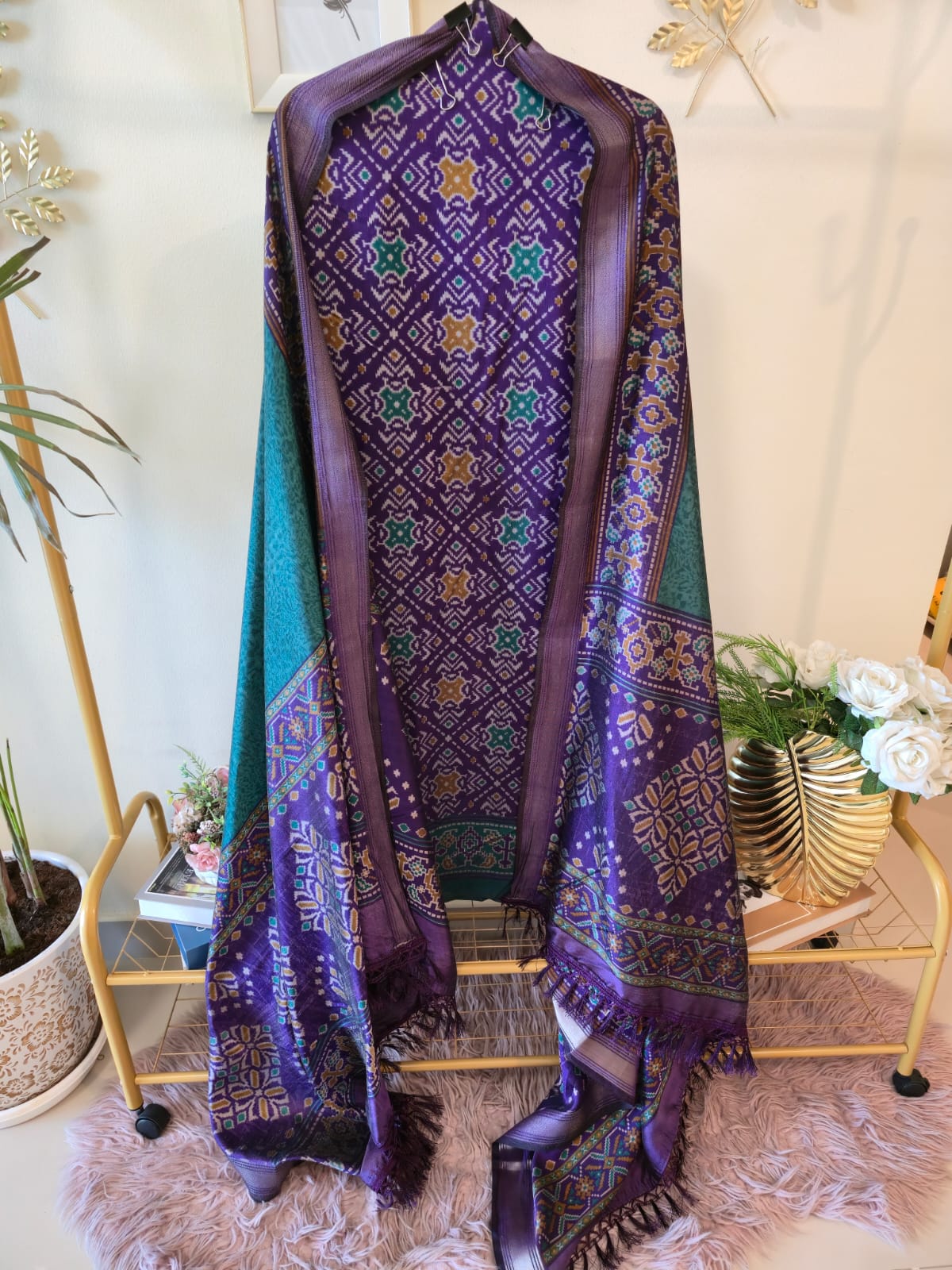 Patola print luxurious Maheshwari Silk unstich three peice suit.