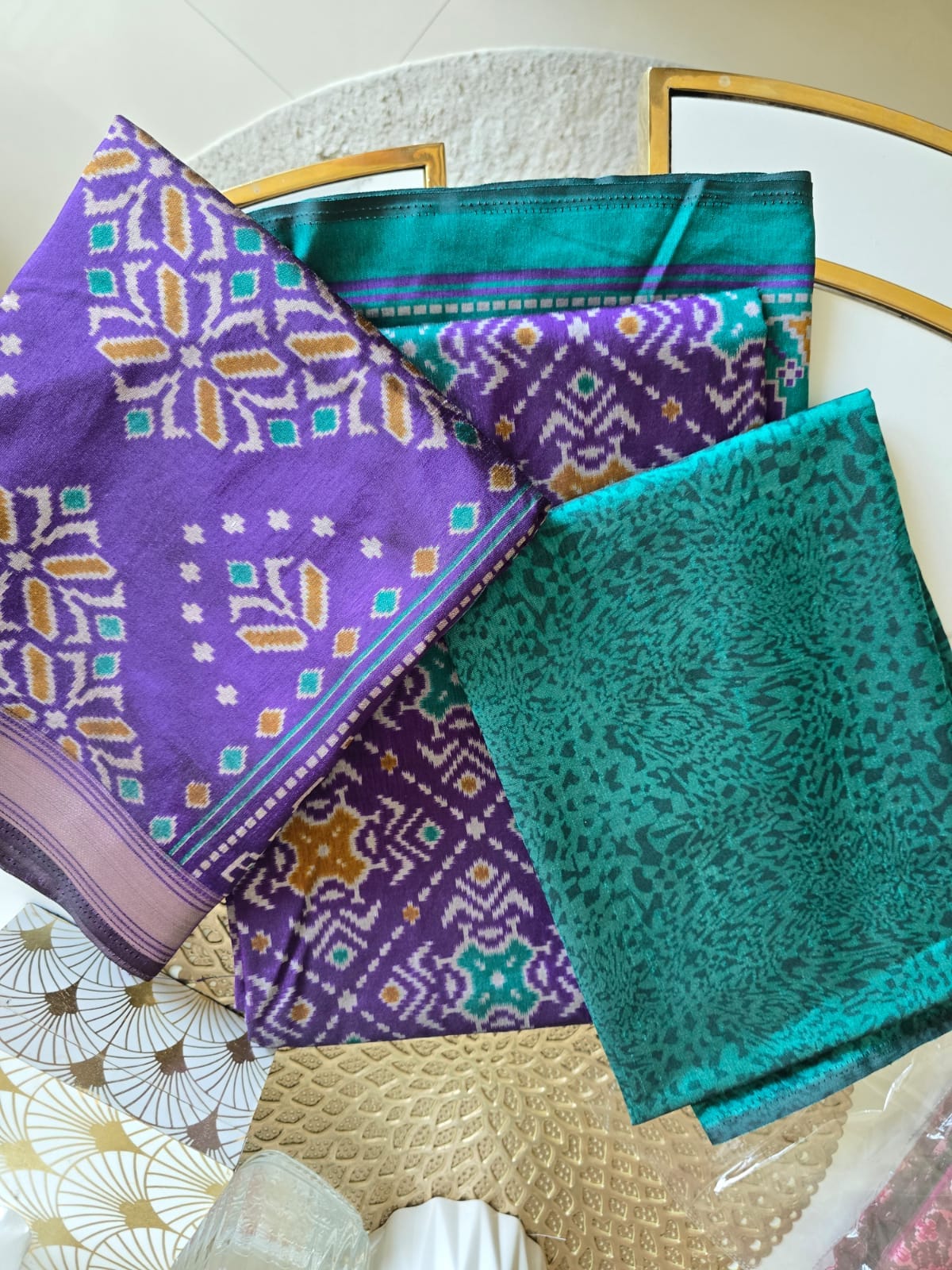 Patola print luxurious Maheshwari Silk unstich three peice suit. - Image 3