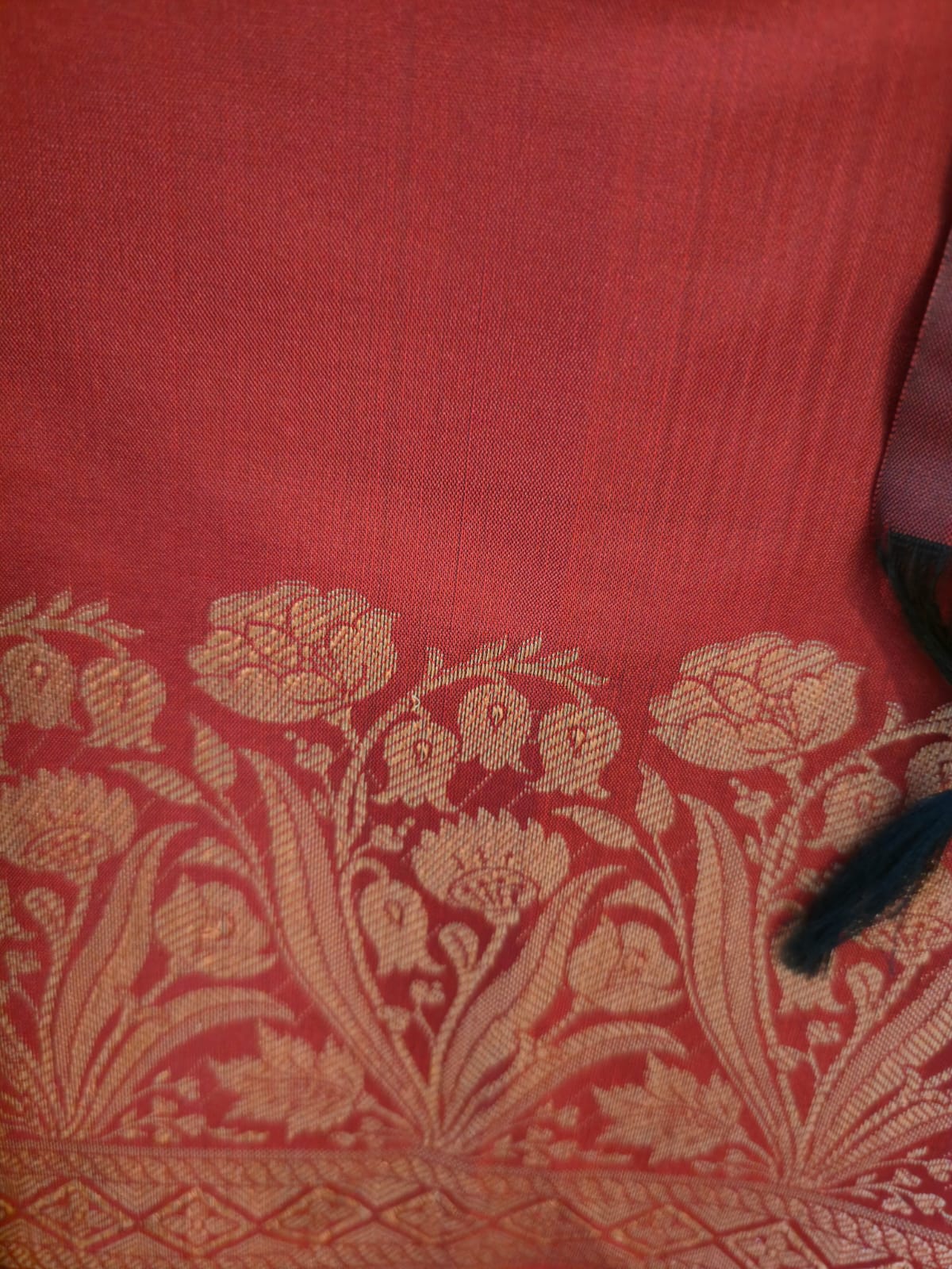 Rich Mehroon pure silk unstich three peice suit. - Image 4