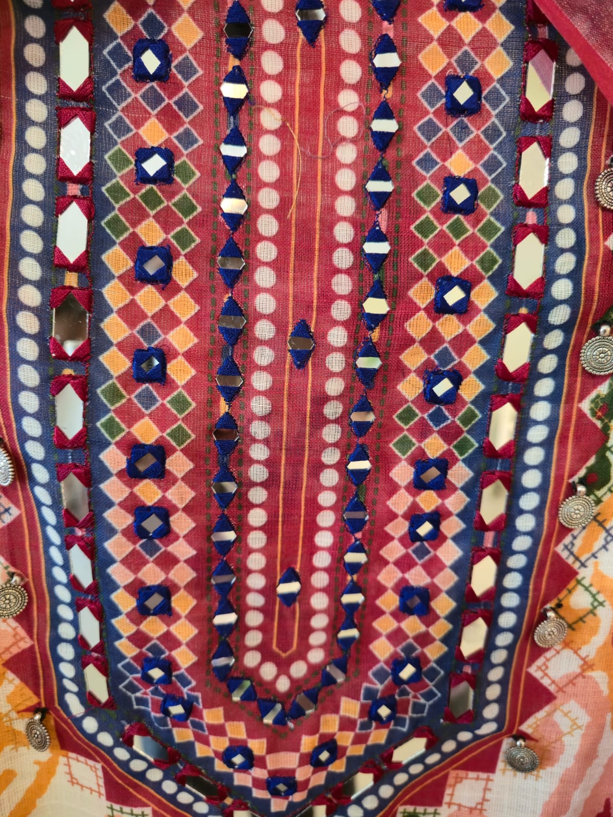 Ikkat print Premium cotton linen unstiched three peice suit - Image 3