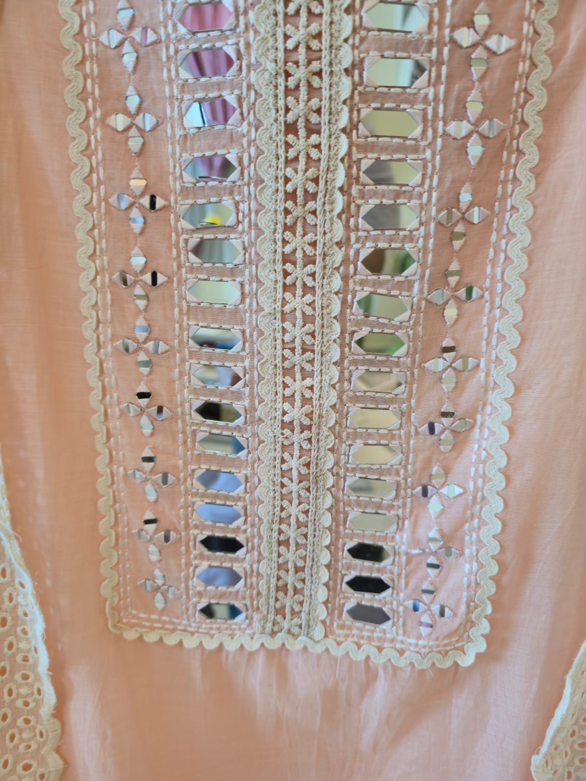 Elegant powder peach Mul Cotton unstiched 3-Piece Suit - Image 5