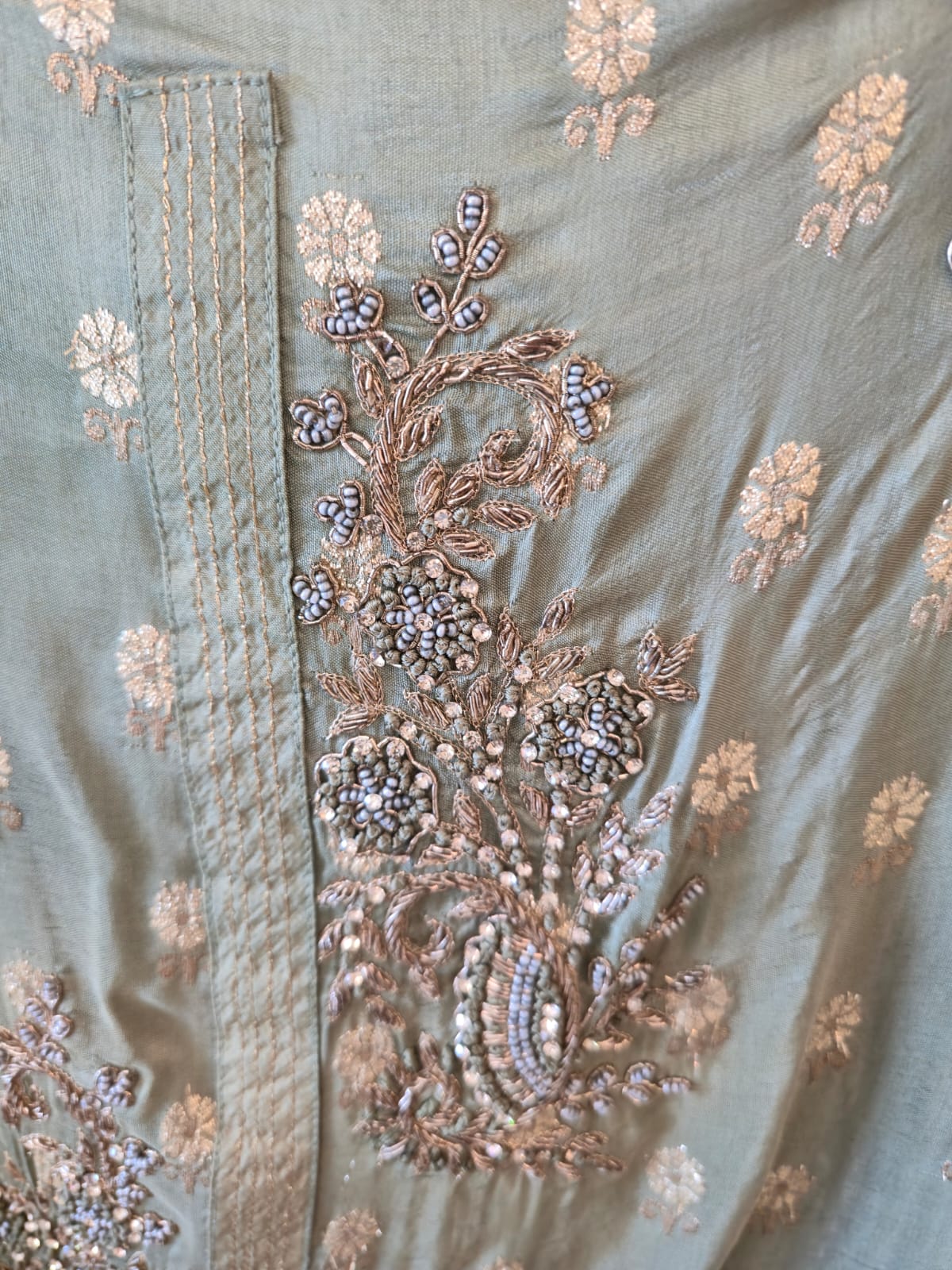 Pure Banarsi organza Powder pink Embroidered unstiched three piece suit Set. - Image 3