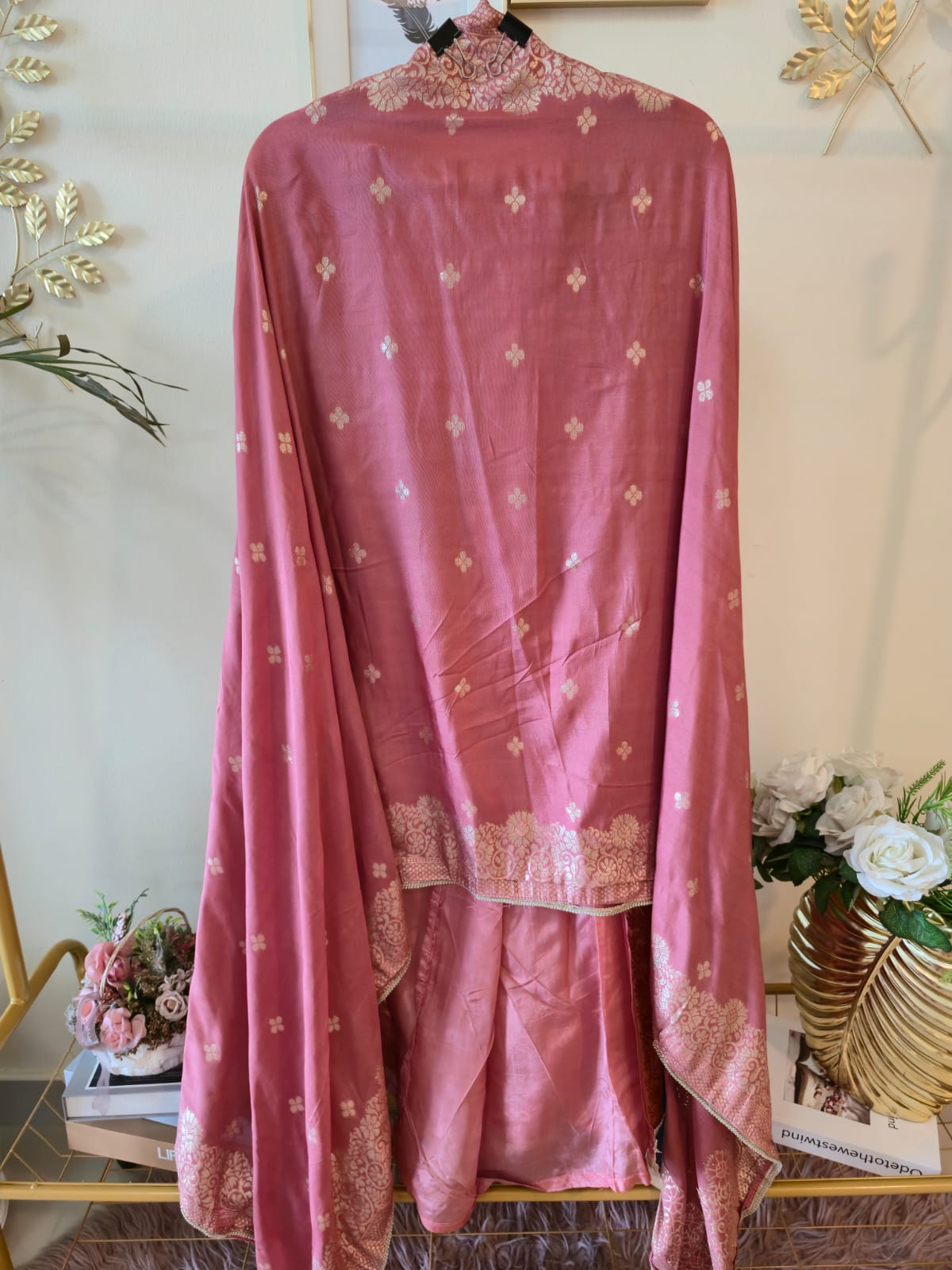 Rose pink pure viscouse Shimmer Organza silk Party Wear unstiched 3-Piece Suit Set. - Image 3