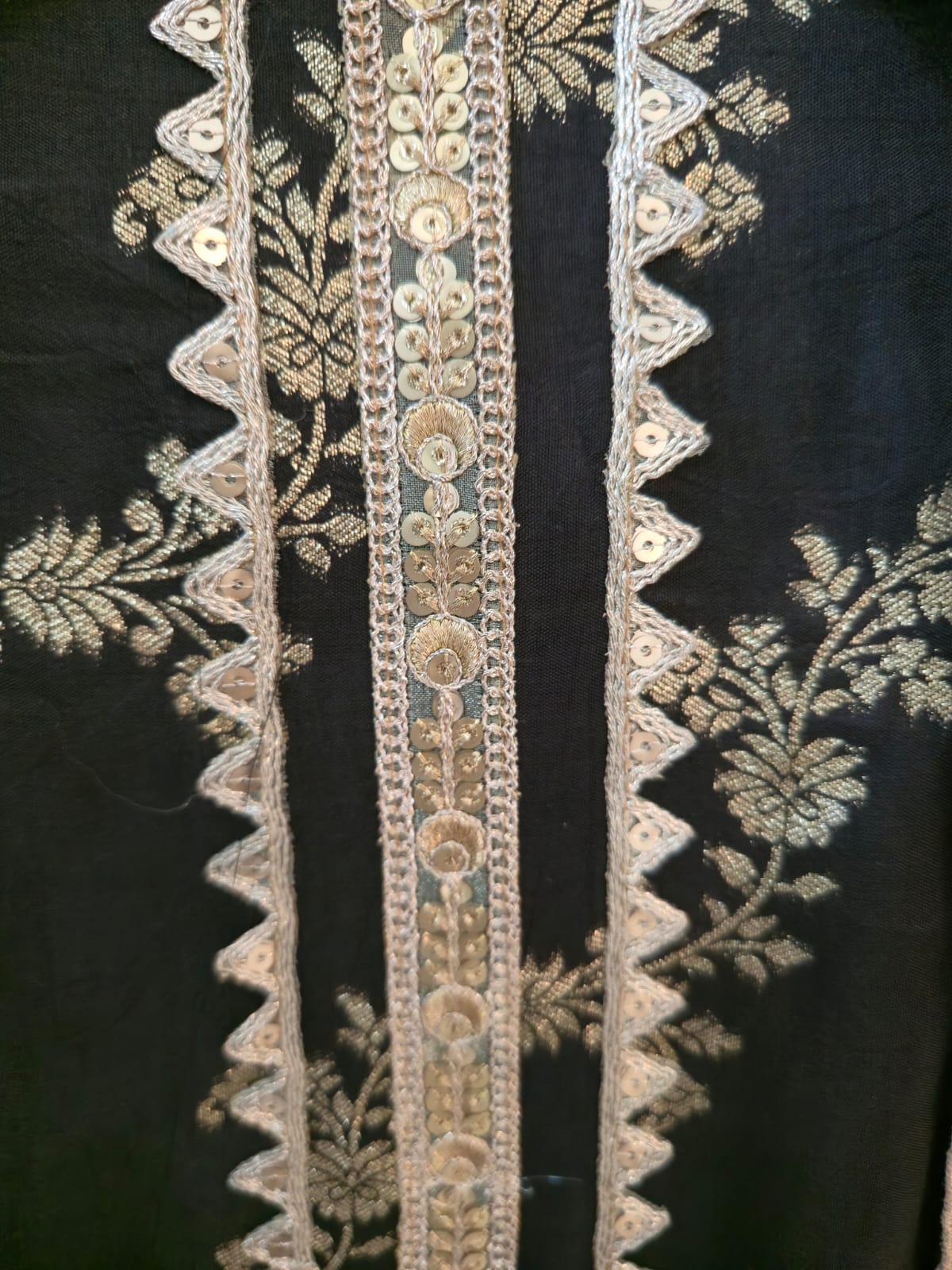 Elegant Black pure Banarasi georgette unstiched three piece Embroidered Suit Set - Image 7